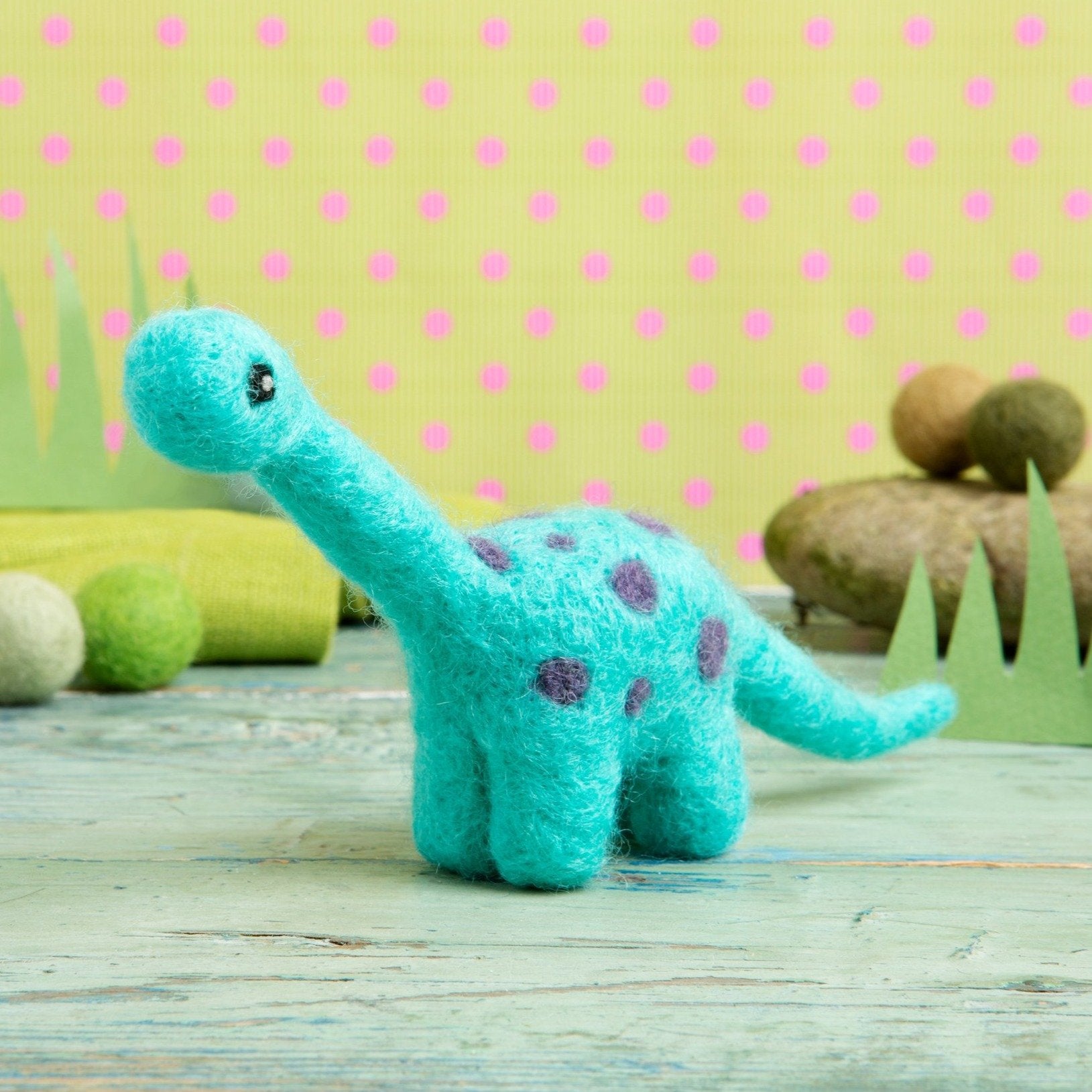 Diplodocus Mini Needle Felting Kit