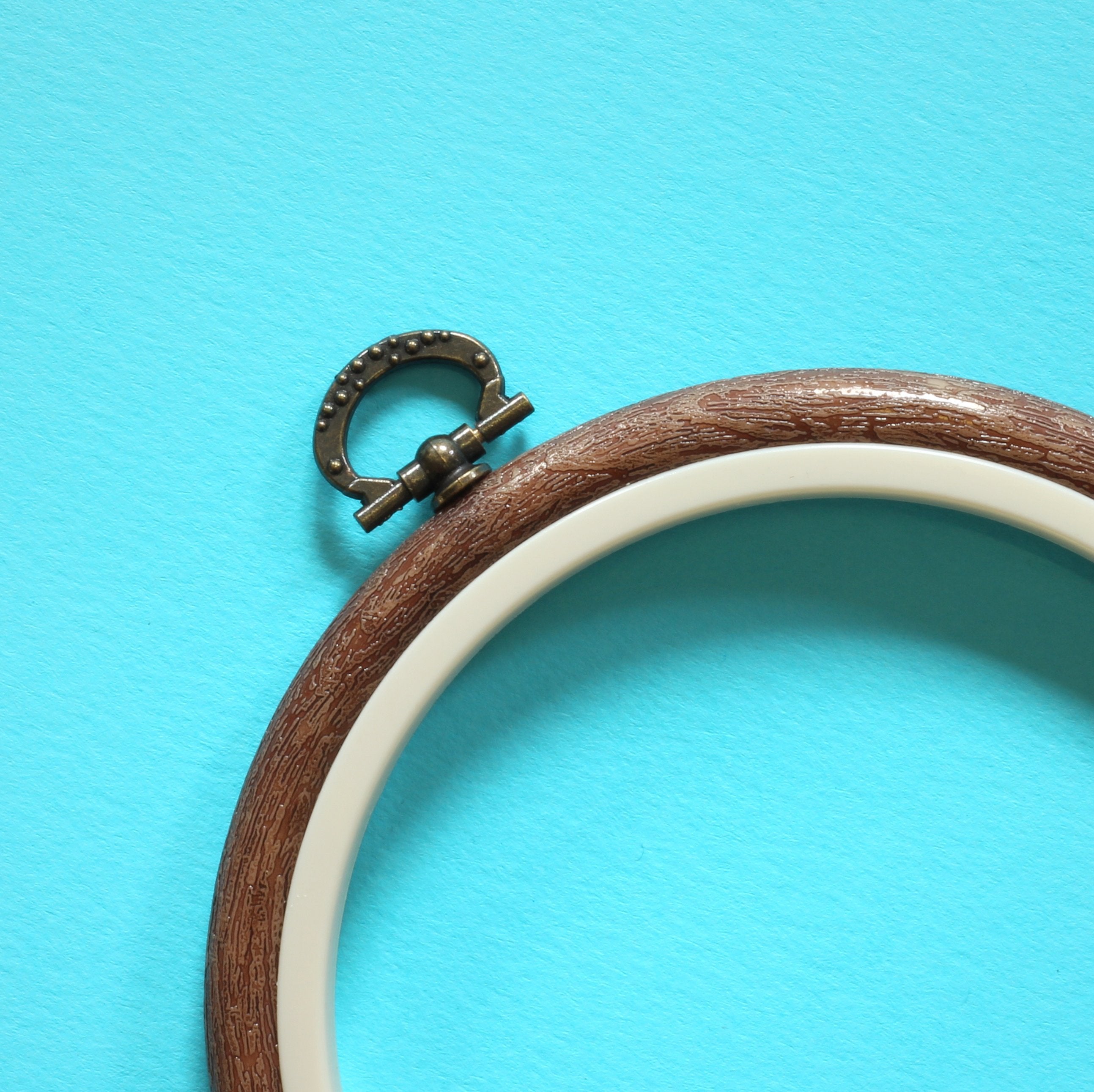 Nurge Wood Effect Flexi Embroidery Hoop 13.5 Cm M