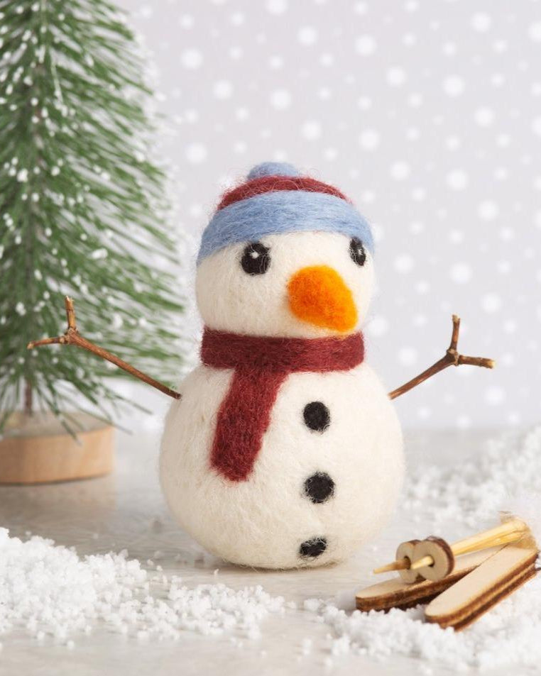 Snowman Mini Needle Felting Kit