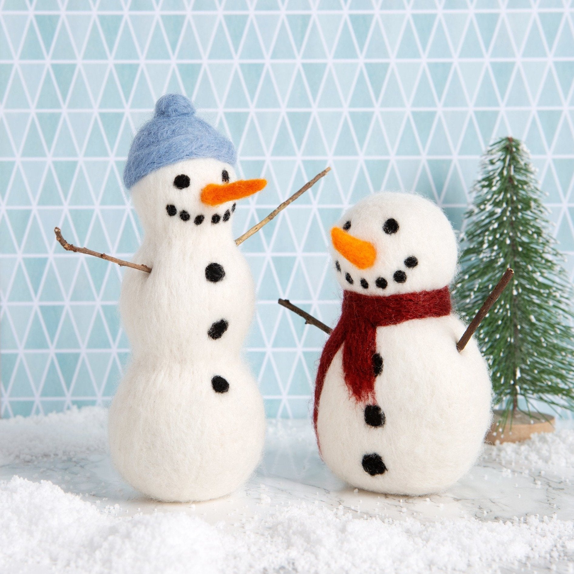 Snowmen Needle Felting Kit