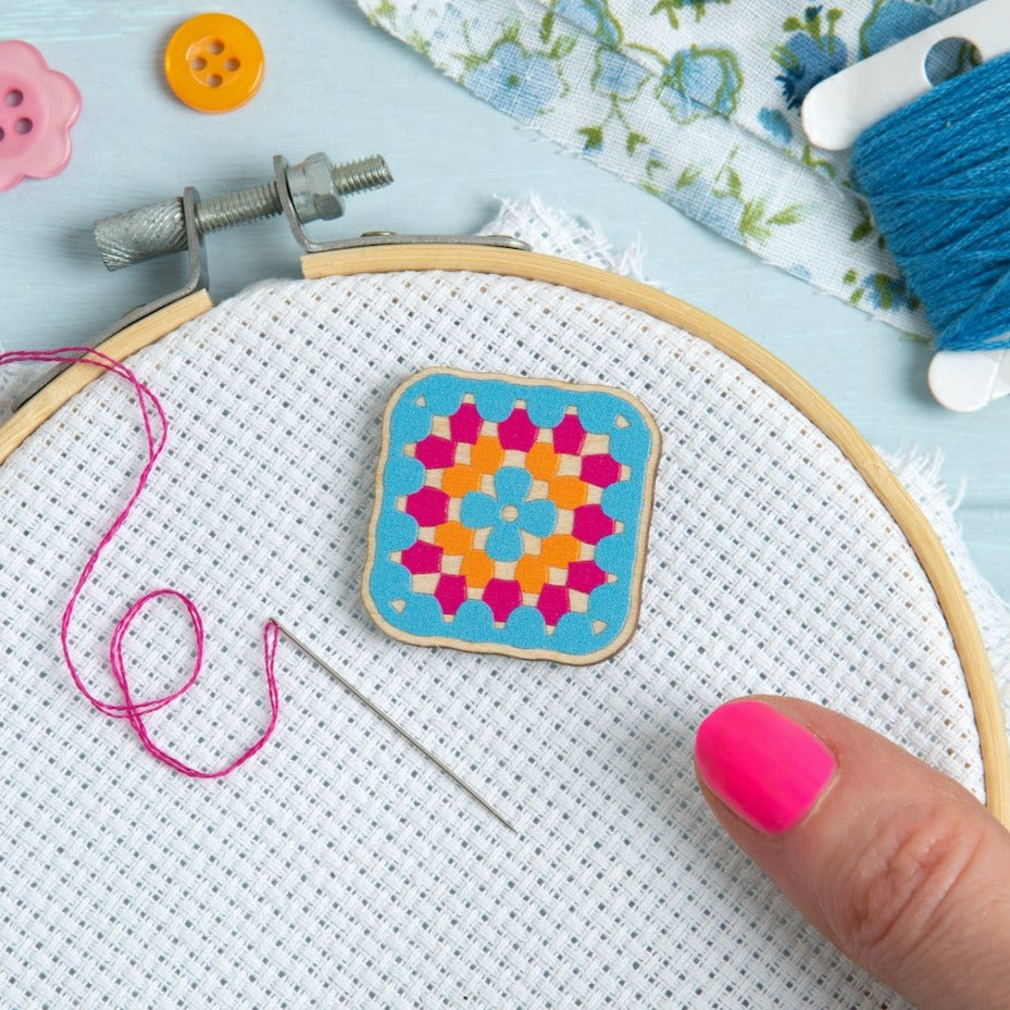 Granny Square Crochet Magnetic Needle Minder