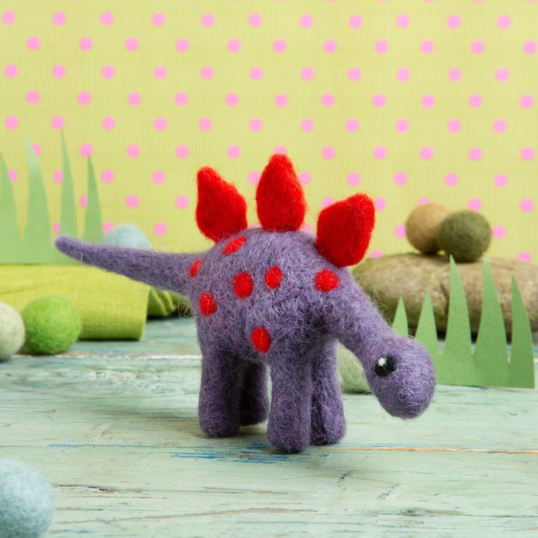 Stegosaurus Mini Needle Felting Kit